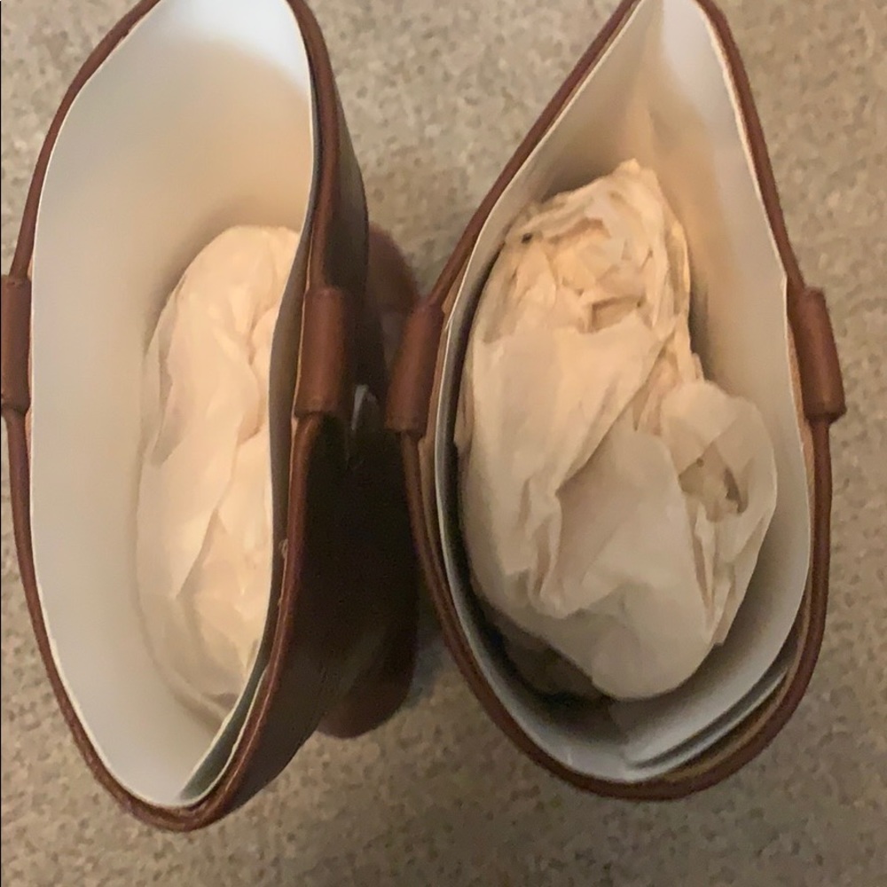 Authentic Coach boots - Picture 5 of 8